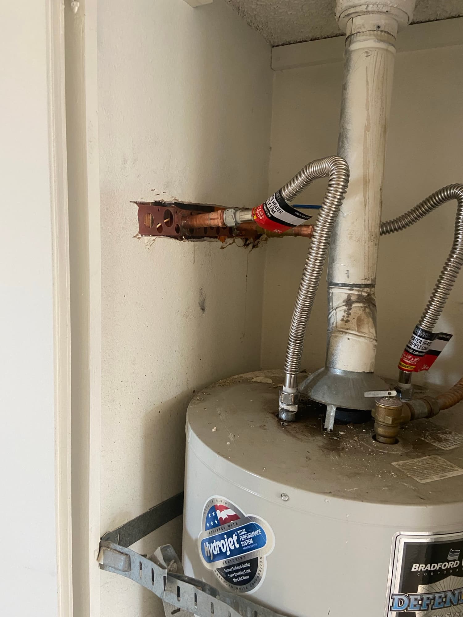 Bradford White water heater fitted with new flexible supply line connections, Orange County, CA